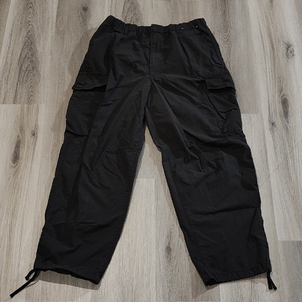 ***5/$25*** Uniqlo Men's Black Cargo Pants